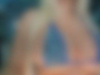 adrianna777's Live Sex Cam Show