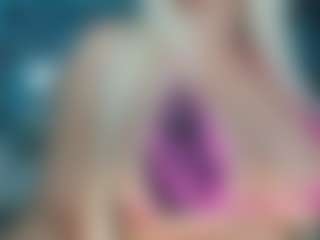 adrianna777's Live Sex Cam Show