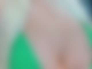 adrianna777's Live Sex Cam Show