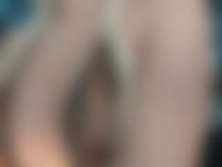 adrianna777's Live Sex Cam Show