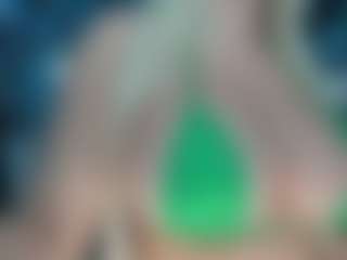 adrianna777's Live Sex Cam Show