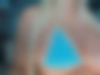 adrianna777's Live Sex Cam Show