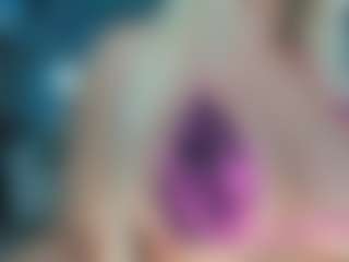 adrianna777's Live Sex Cam Show