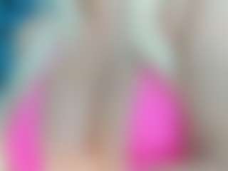 adrianna777's Live Sex Cam Show