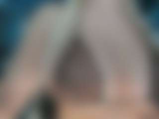 adrianna777's Live Sex Cam Show