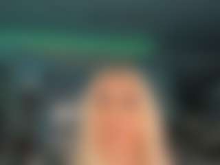adrianna777's Live Sex Cam Show