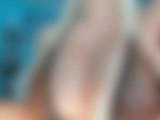 adrianna777's Live Sex Cam Show