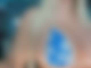 adrianna777's Live Sex Cam Show