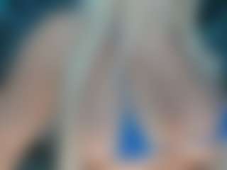 adrianna777's Live Sex Cam Show