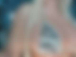 adrianna777's Live Sex Cam Show