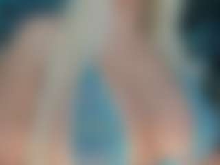 adrianna777's Live Sex Cam Show