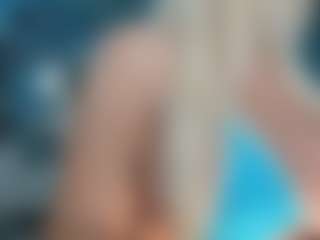 adrianna777's Live Sex Cam Show