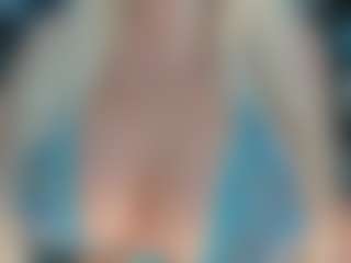 adrianna777's Live Sex Cam Show