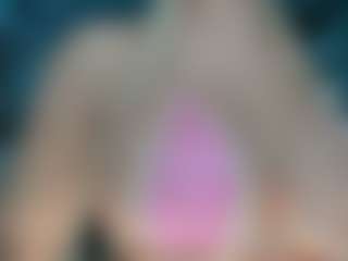 adrianna777's Live Sex Cam Show