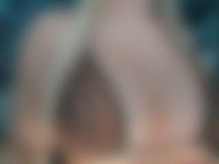 adrianna777's Live Sex Cam Show