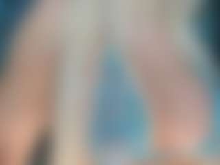 adrianna777's Live Sex Cam Show