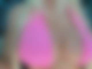 adrianna777's Live Sex Cam Show