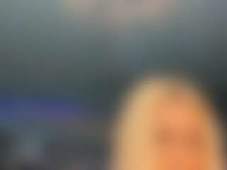 adrianna777's Live Sex Cam Show