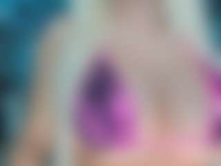 adrianna777's Live Sex Cam Show