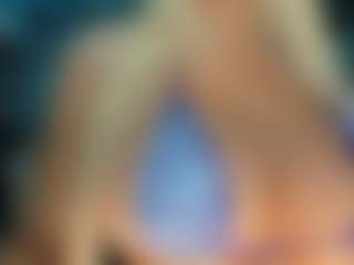 adrianna777's Live Sex Cam Show