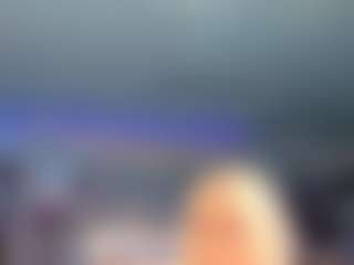 adrianna777's Live Sex Cam Show