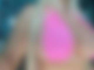 adrianna777's Live Sex Cam Show