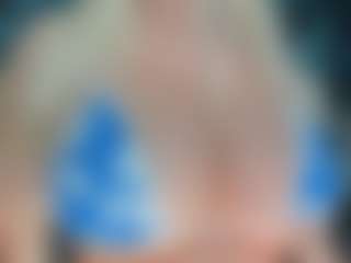 adrianna777's Live Sex Cam Show