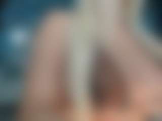 adrianna777's Live Sex Cam Show