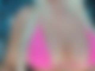 adrianna777's Live Sex Cam Show