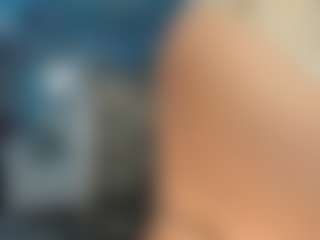 adrianna777's Live Sex Cam Show