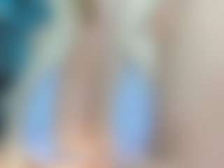 adrianna777's Live Sex Cam Show