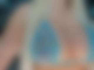 adrianna777's Live Sex Cam Show