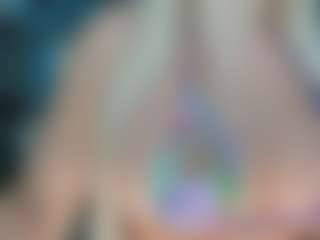adrianna777's Live Sex Cam Show