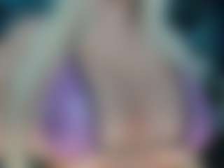 adrianna777's Live Sex Cam Show