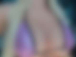adrianna777's Live Sex Cam Show