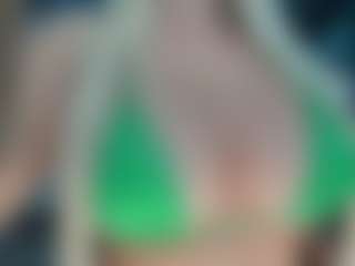 adrianna777's Live Sex Cam Show