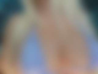 adrianna777's Live Sex Cam Show