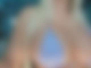 adrianna777's Live Sex Cam Show