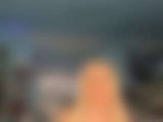 adrianna777's Live Sex Cam Show