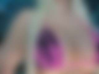 adrianna777's Live Sex Cam Show