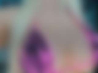 adrianna777's Live Sex Cam Show