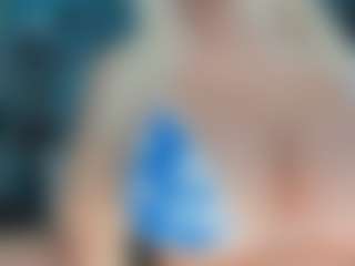 adrianna777's Live Sex Cam Show