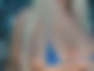 adrianna777's Live Sex Cam Show