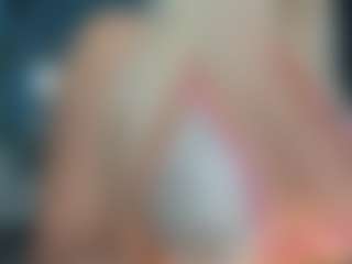 adrianna777's Live Sex Cam Show