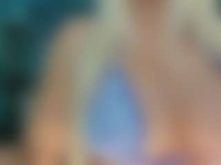 adrianna777's Live Sex Cam Show