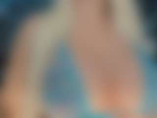 adrianna777's Live Sex Cam Show