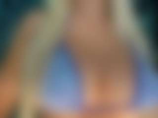 adrianna777's Live Sex Cam Show
