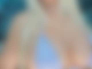 adrianna777's Live Sex Cam Show