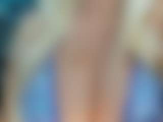 adrianna777's Live Sex Cam Show
