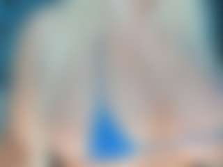 adrianna777's Live Sex Cam Show